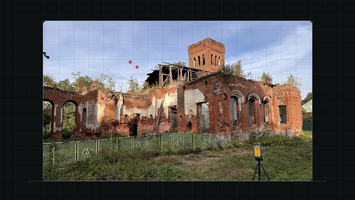 Пример textured mesh модели фасада исторического здания